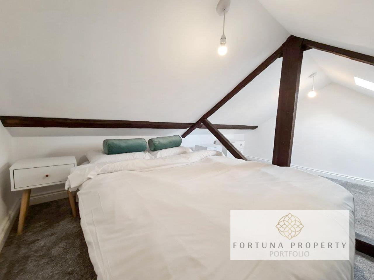 Margaret'S Loft By Fortuna Property Cheltenham Exteriér fotografie
